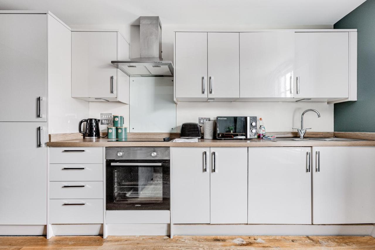 Homely 2 Beds Up To 5 Guests-wifi By Tent Serviced *